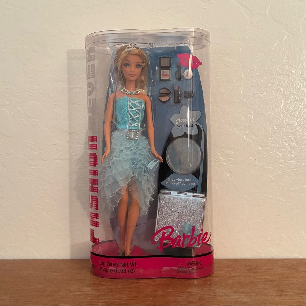 2005 Fashion Fever Make Ip Chic Barbie NRFB